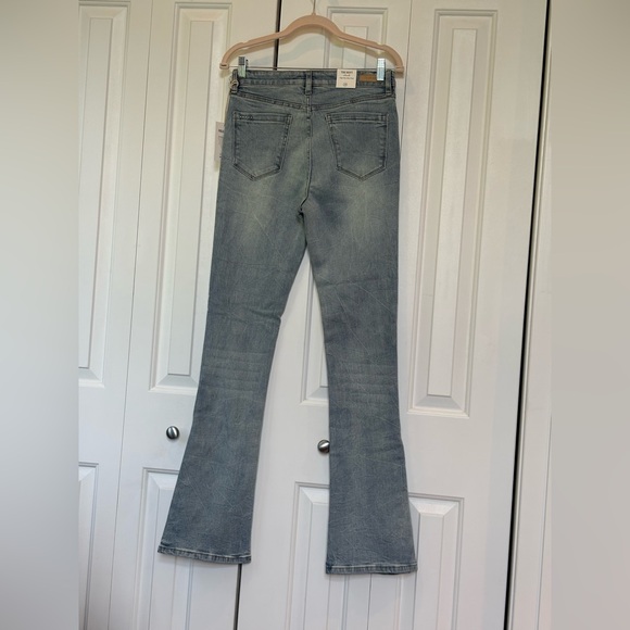 NWT - Blank NYC Hoyt High-Rise Mini Flare - size 28 - Picture 2 of 16